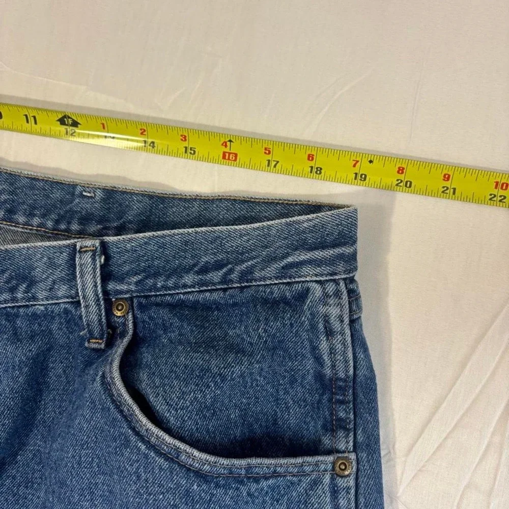 late 2000s wrangler baggy cutoff shorts